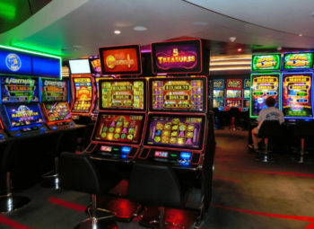 how to win at online casino slots